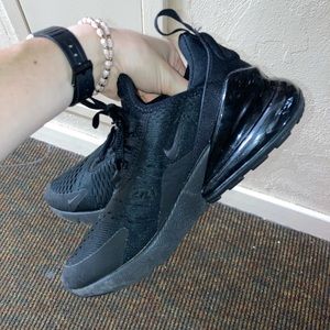 Women’s Black Nike Airmax 270s